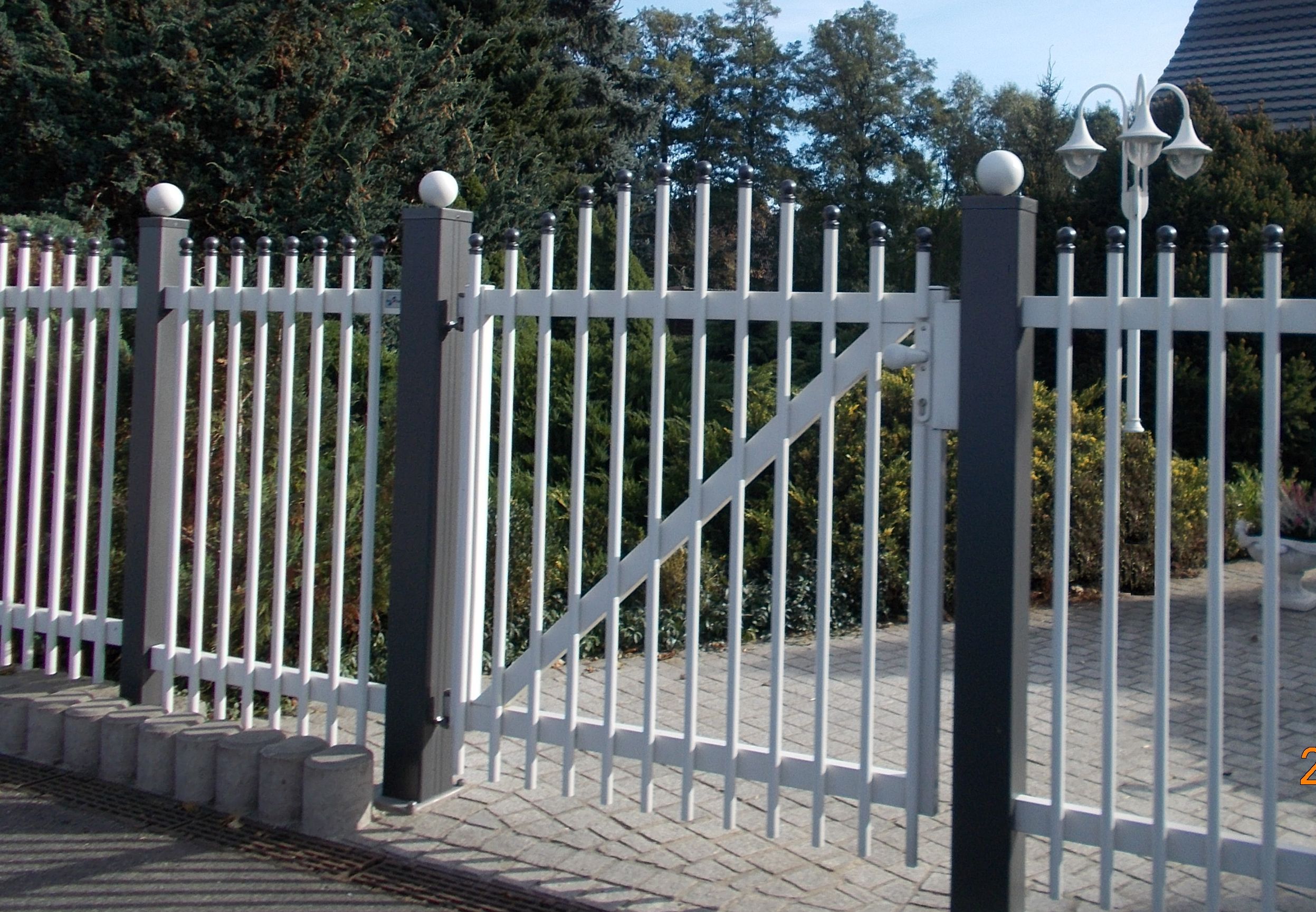 Müller Metallbau Schwerin- Zäune- Treppen- Geländer- Balkone